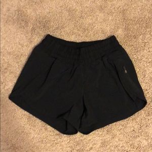 Lululemon 4’ Tracker Short